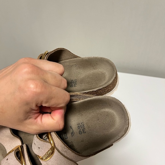 Birkenstock Arizona Slide Sandals, Leather Pink, Women's US 9 Narrow (EU 39) - Picture 9 of 13